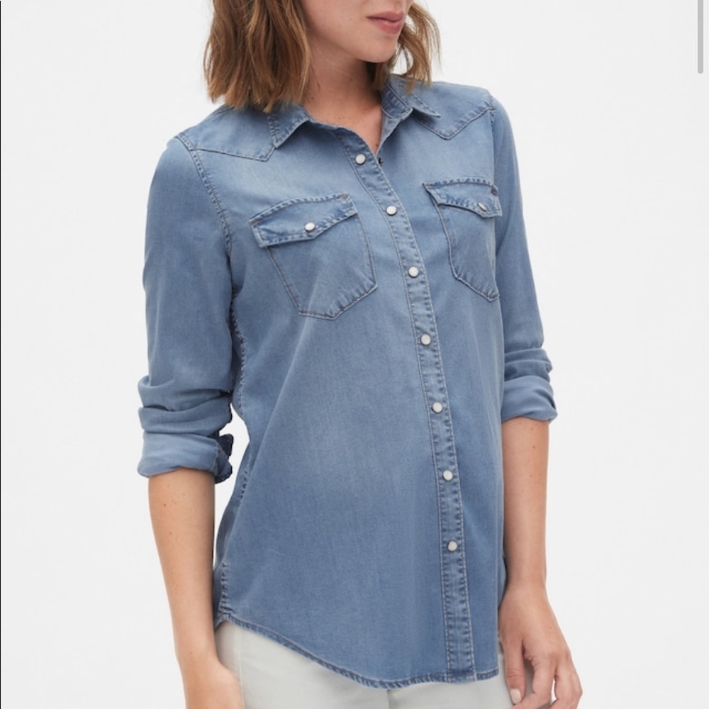 Gap denim top maternity